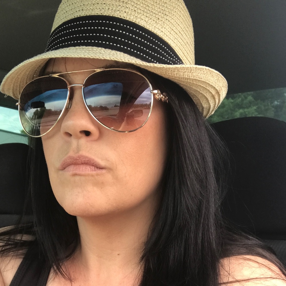 Meet your Posher, Kimberly